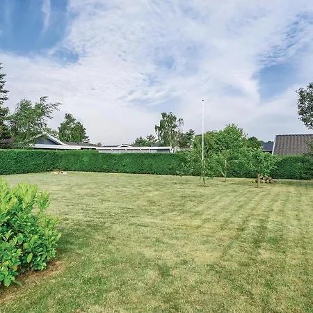 Three-bedroom Holiday In *