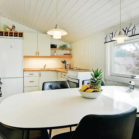 Three-bedroom Holiday In *