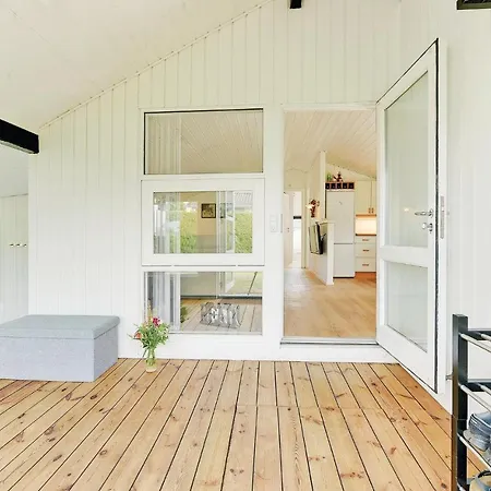 בית נופש Three-bedroom Holiday In